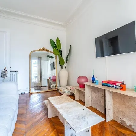 Apartment Bien Decore Du 17 Eme Arrondissement